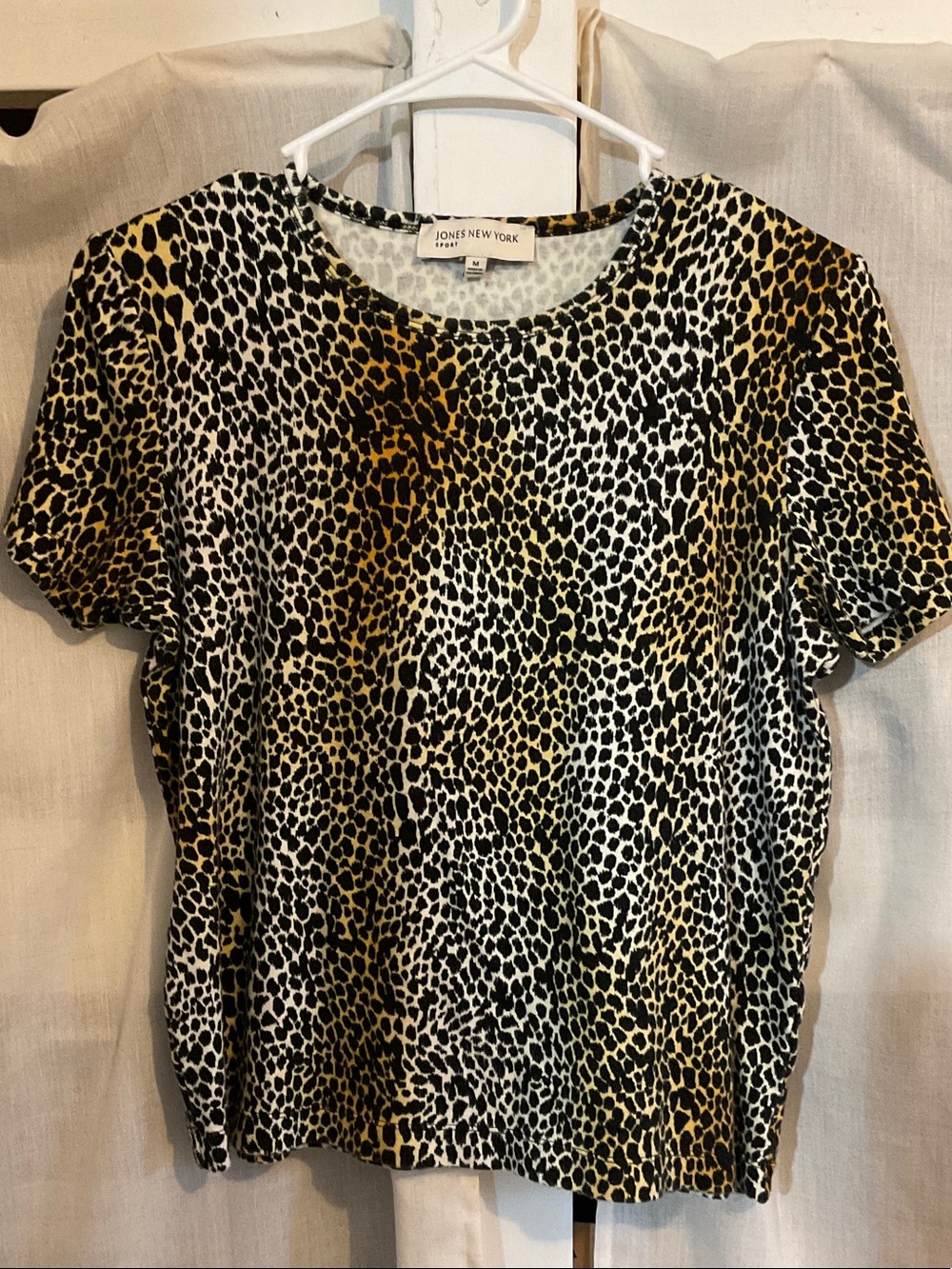 Jones New York Leopard Print Short Sleeve Tee in Black and Gold